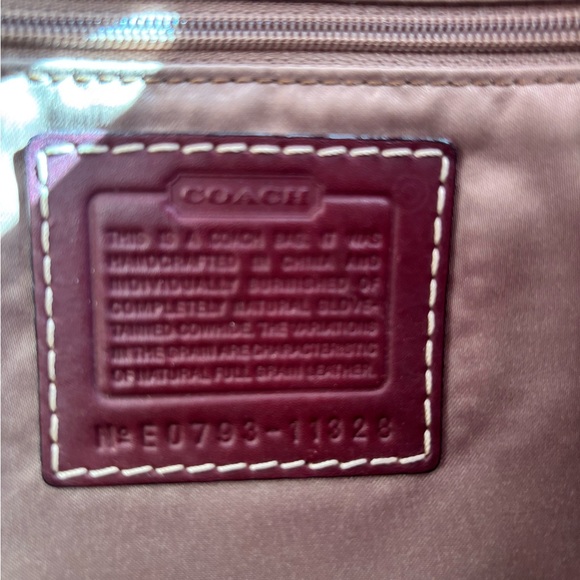 Coach Hampton red embossed C leather shoulder bag 11328 small hobo - Picture 14 of 14